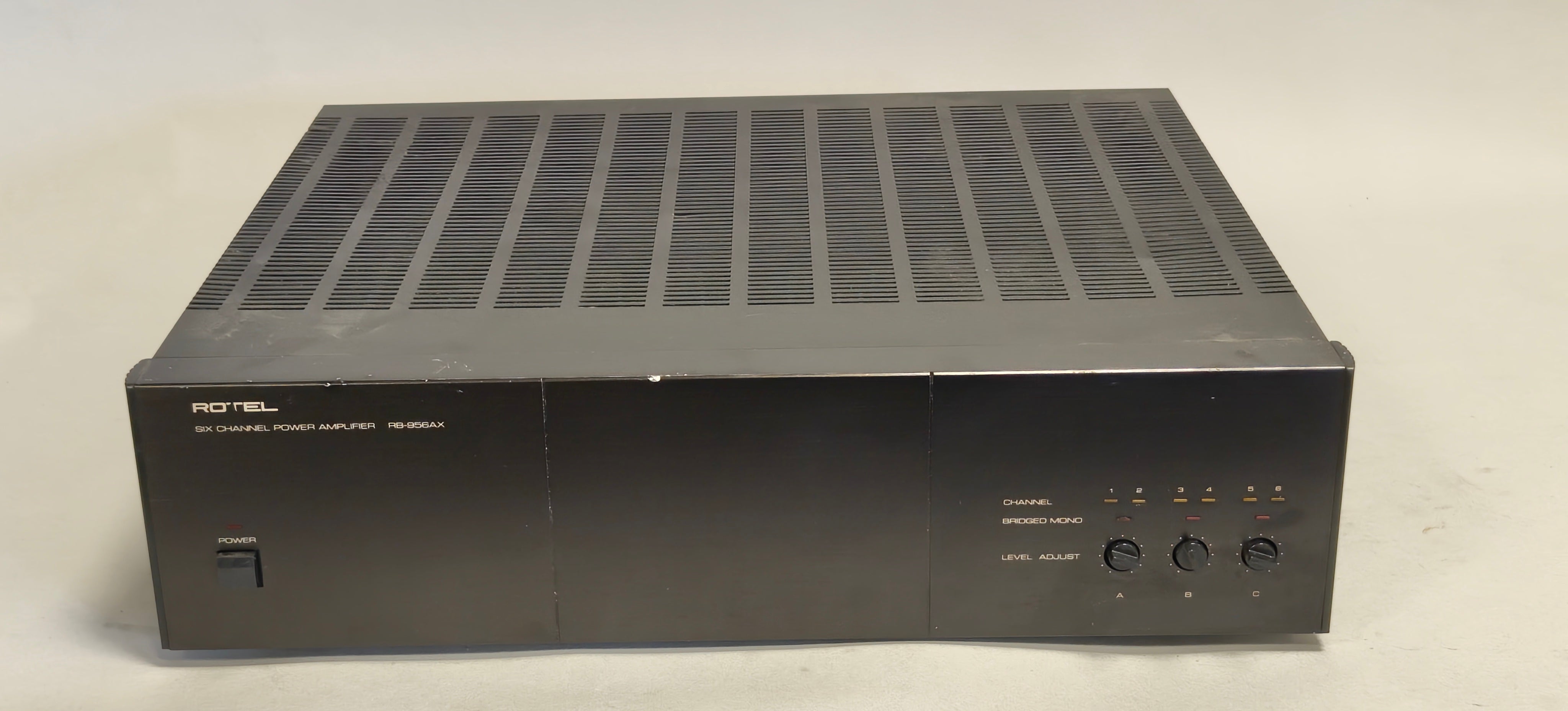 Rotel RB-956AX Six-Channel Power Amplifier