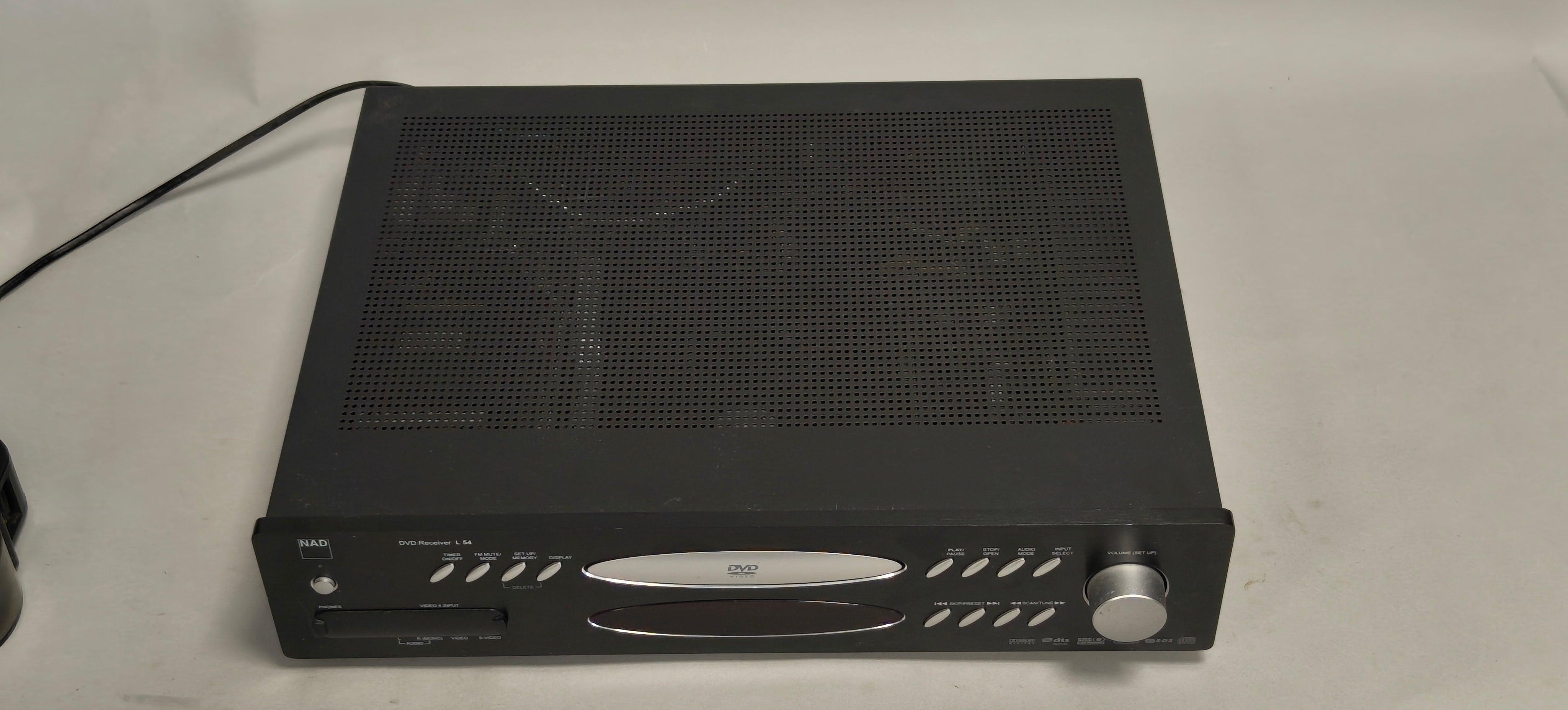 NAD L54 DVD Receiver