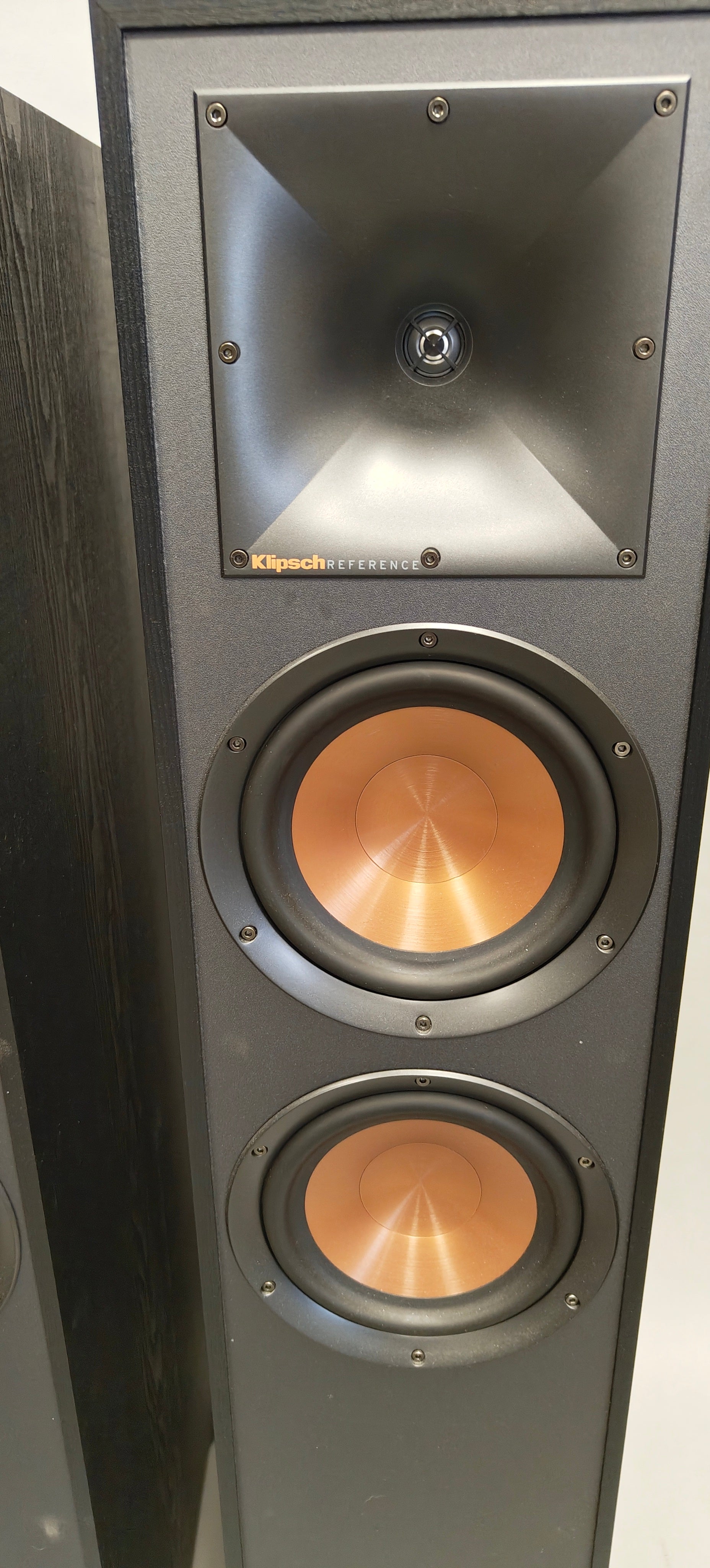 Klipsch R-620F Floorstanding Speakers