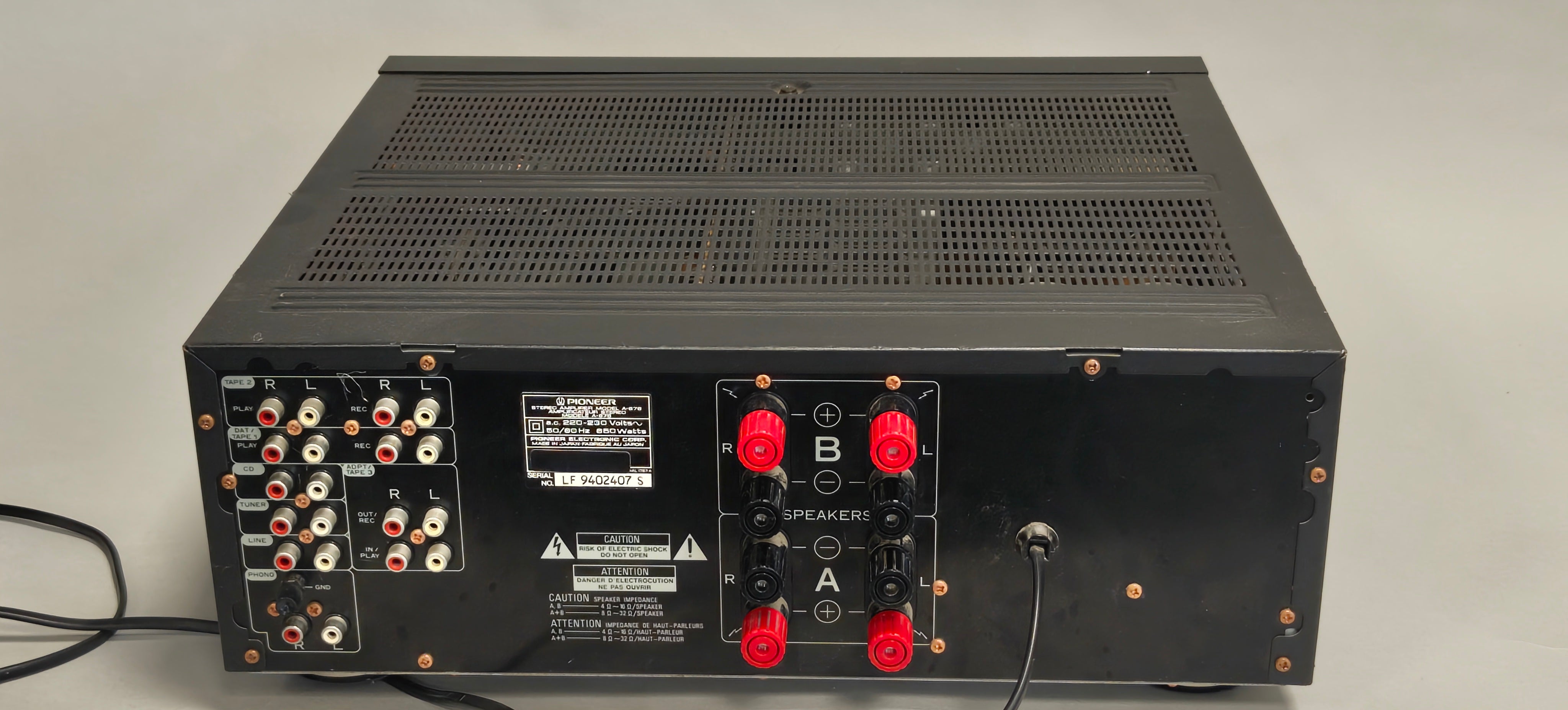 Pioneer A-676 Integrated Stereo Amplifier