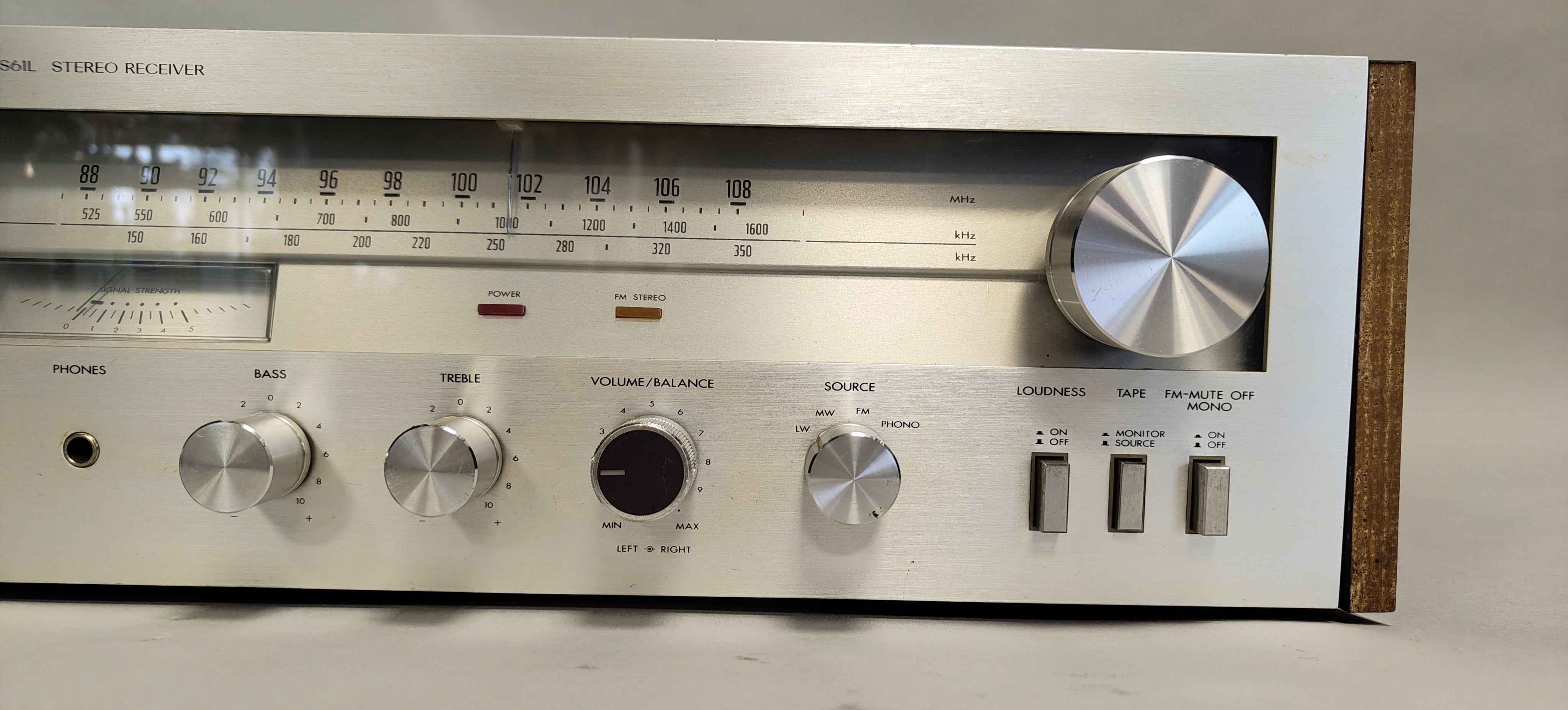 JVC JR-S61L