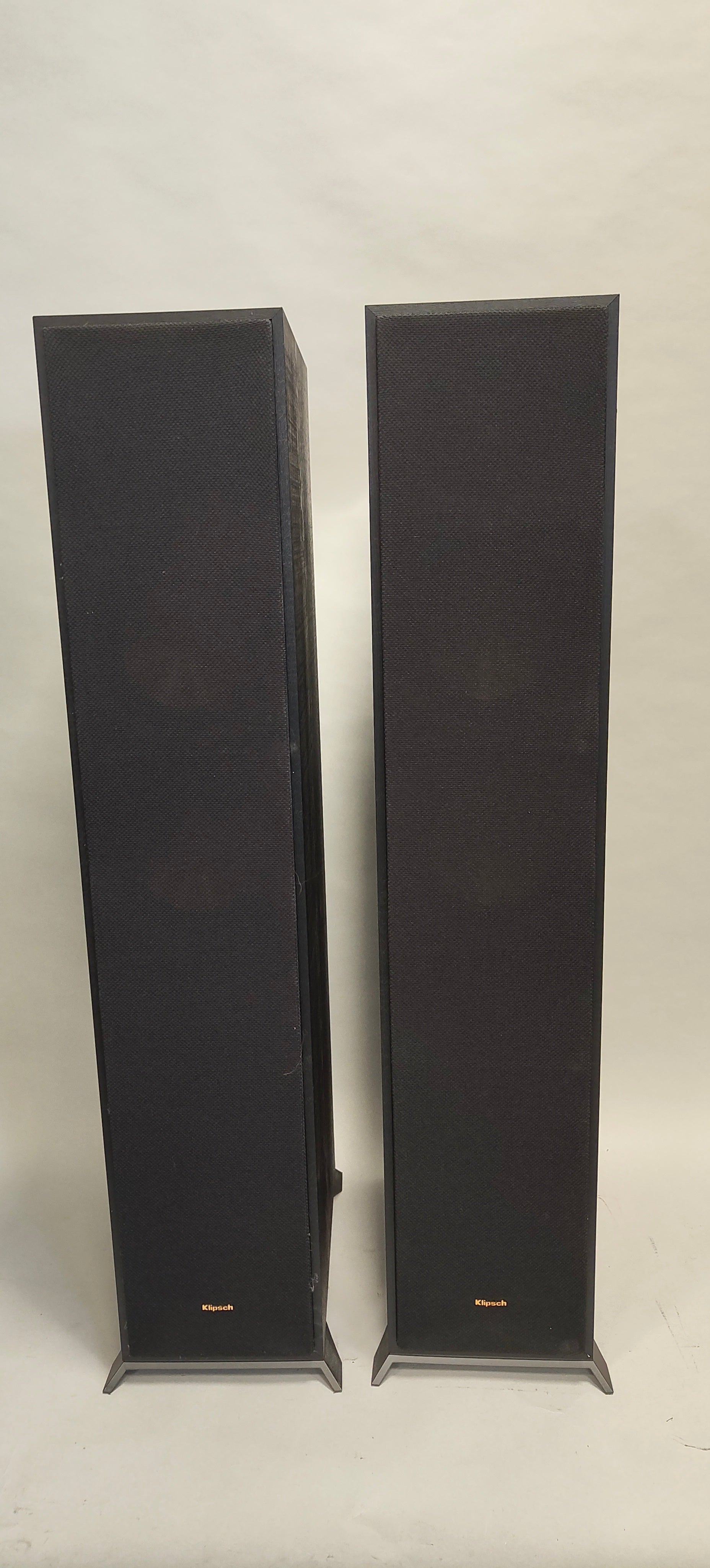 Klipsch R-620F Floorstanding Speakers