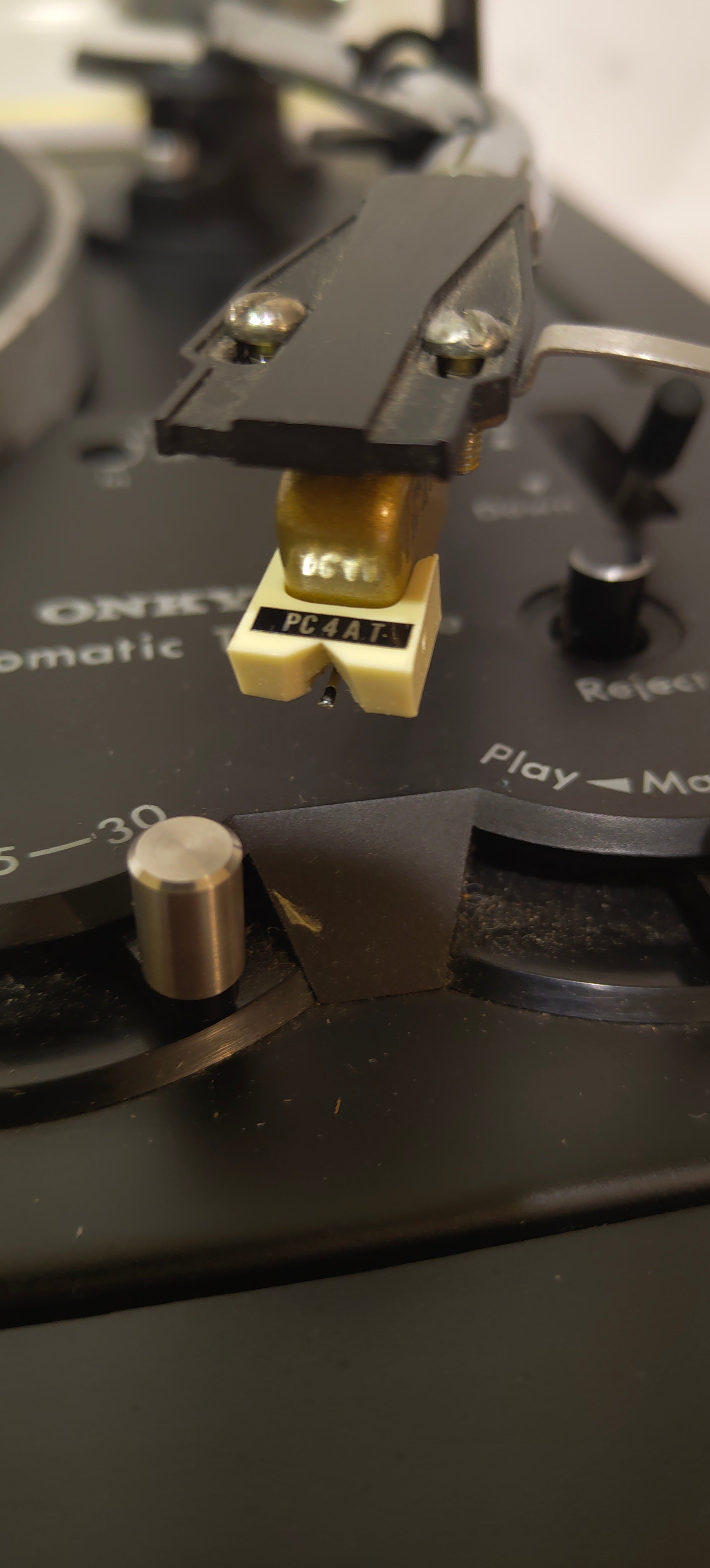 Onkyo CP-100A – automatinis vinilinių plokštelių grotuvas