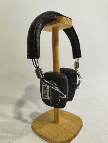 Bowers & Wilkins P5