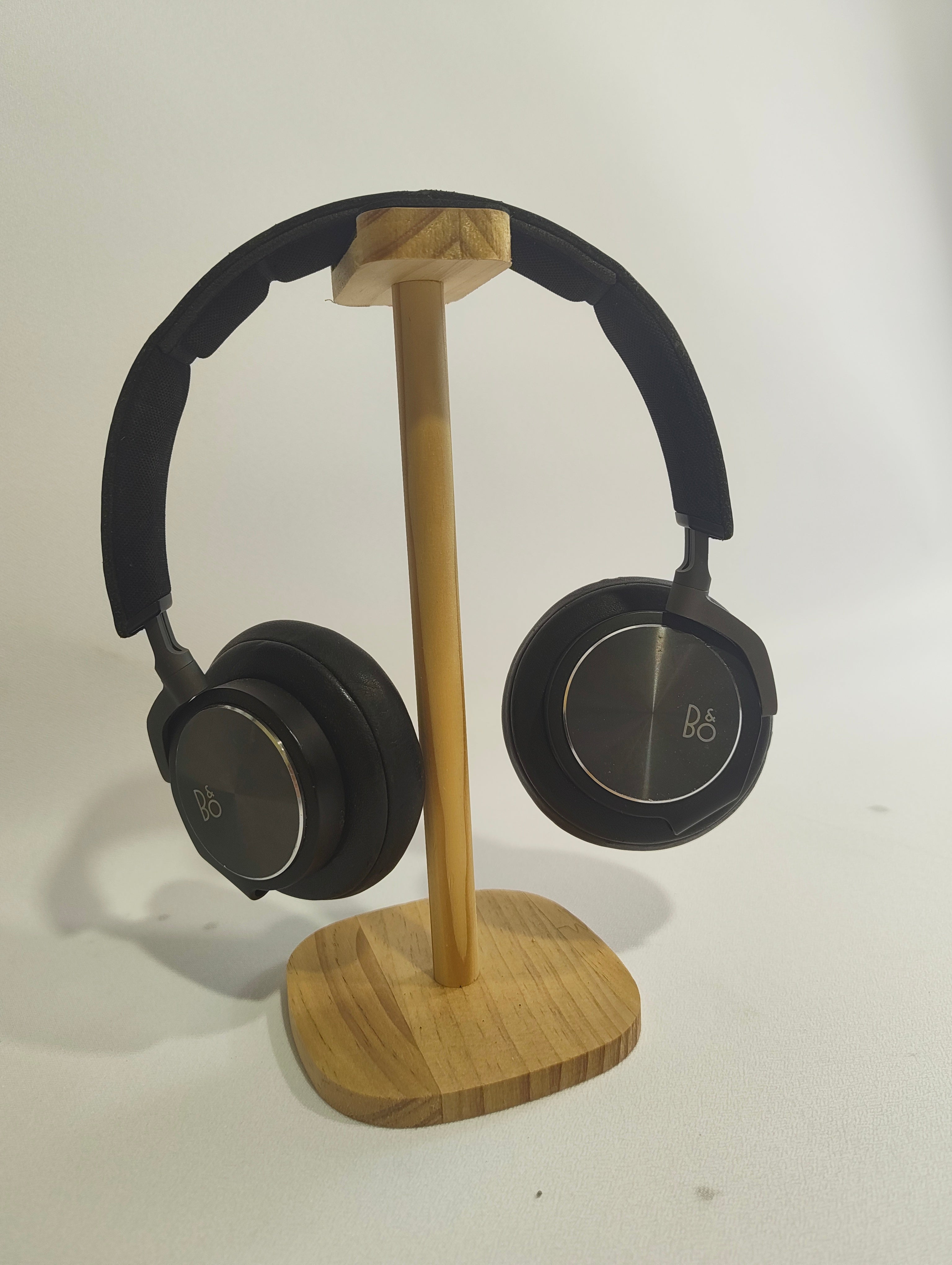 Bang & Olufsen Beoplay H9i belaidės ausinės su aktyviu triukšmo slopinimu (ANC)