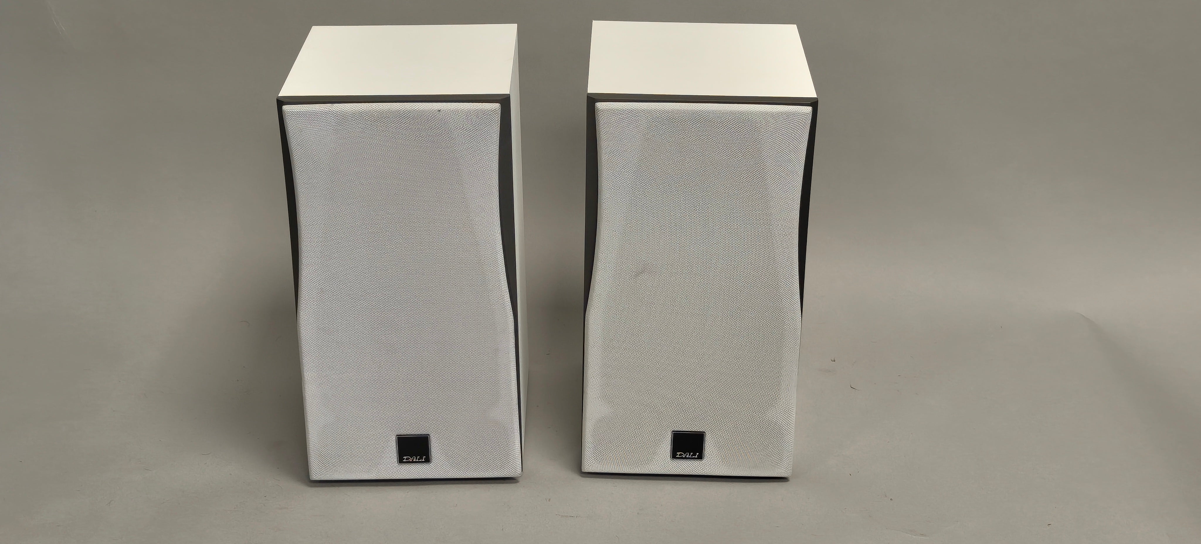 DALI Concept 1 Bookshelf Speakers