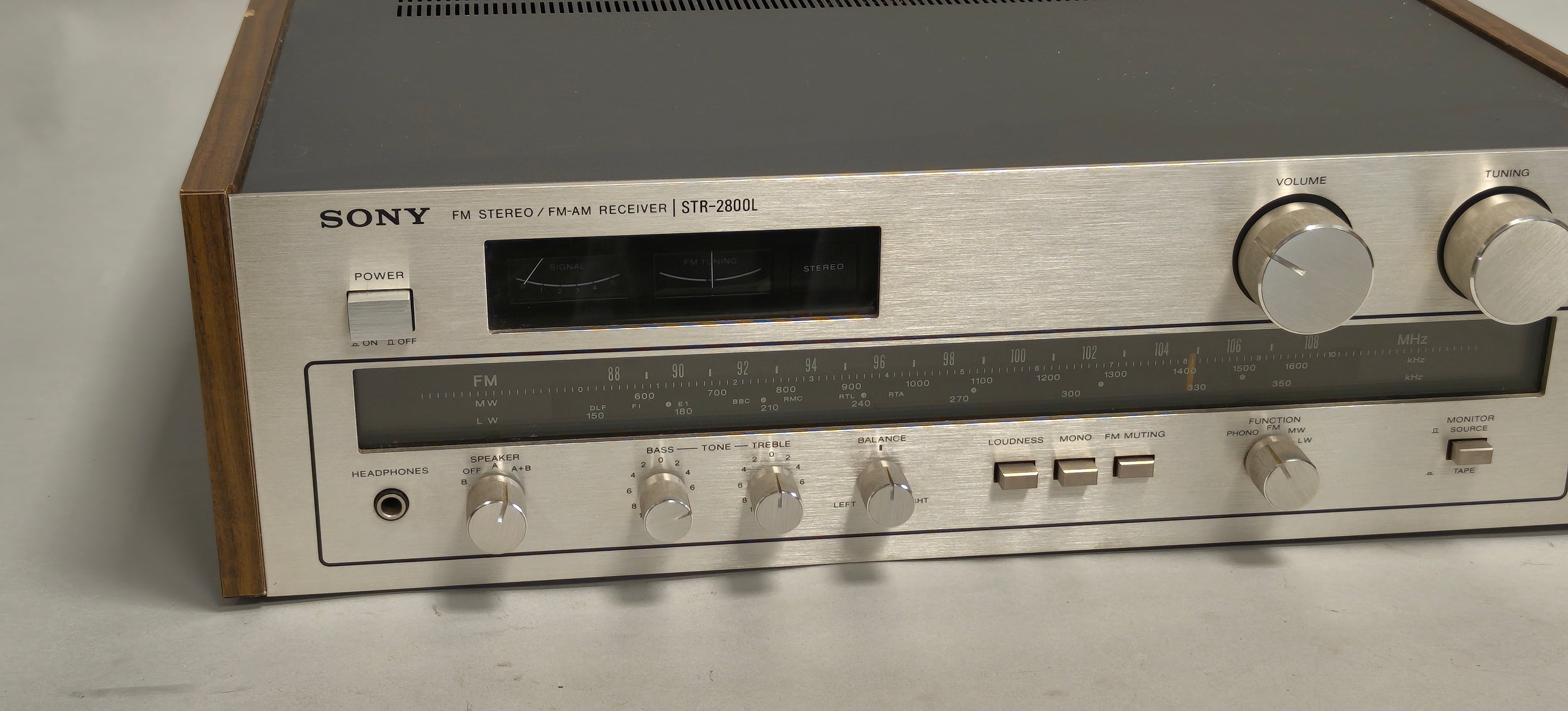 Sony STR-2800L Stereo Receiver